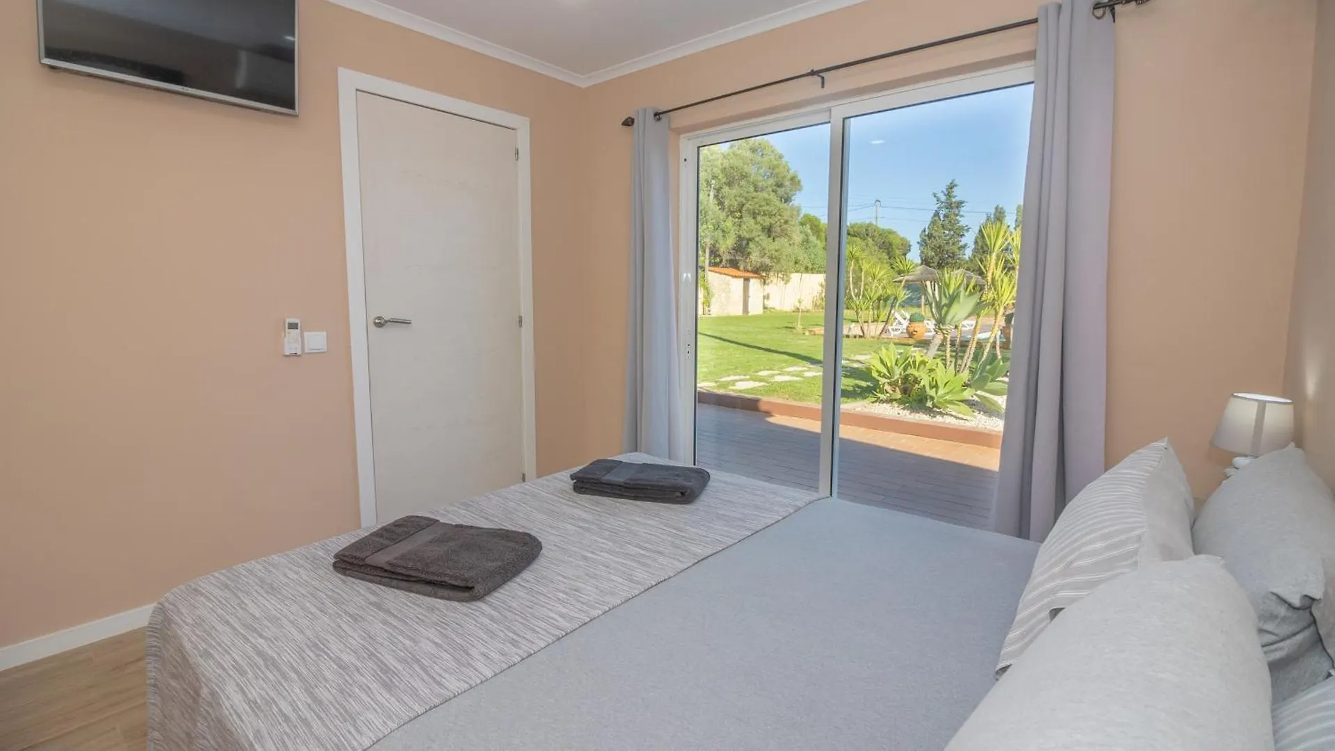 Quinta Gomes Vila Lagos